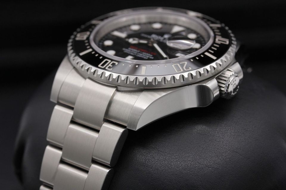 Rolex Sea-Dweller 126600 Image 2